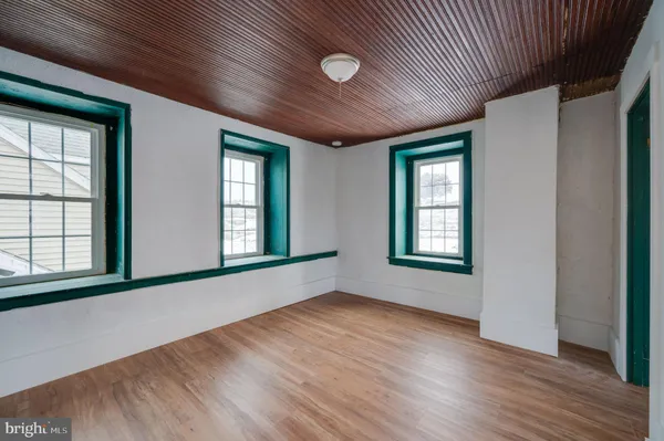 $554,900 | 71 Walnut Road, Hamburg, PA 19526