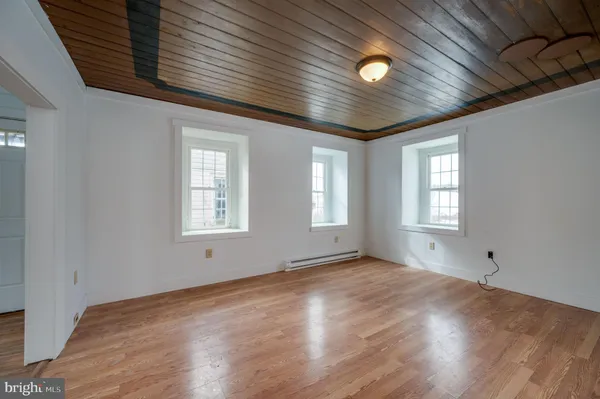 $554,900 | 71 Walnut Road, Hamburg, PA 19526