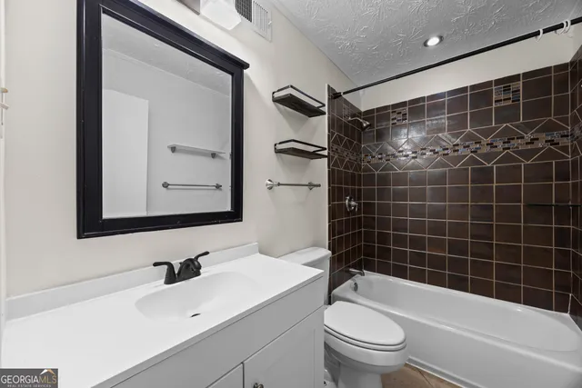 $118,000 | 135 Hill Street, Unit 22, Decatur, GA 30030