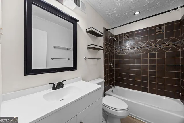 $118,000 | 135 Hill Street, Unit 22, Decatur, GA 30030