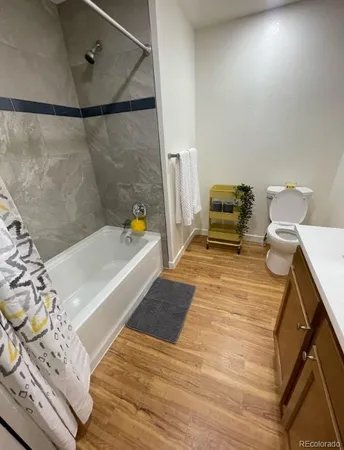$1,195 | 1391 Carr, Unit 205, Lakewood, CO 80214