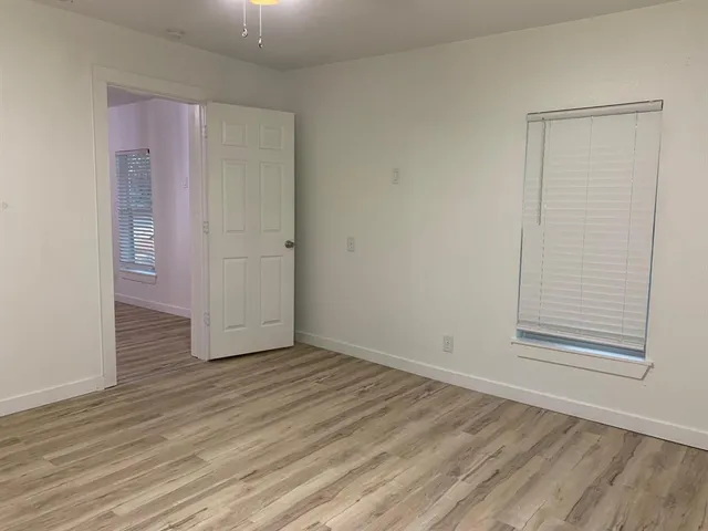 $1,450 | 1046 West Collins Street, Denison, TX 75020