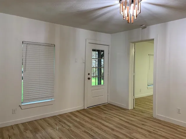 $1,450 | 1046 West Collins Street, Denison, TX 75020