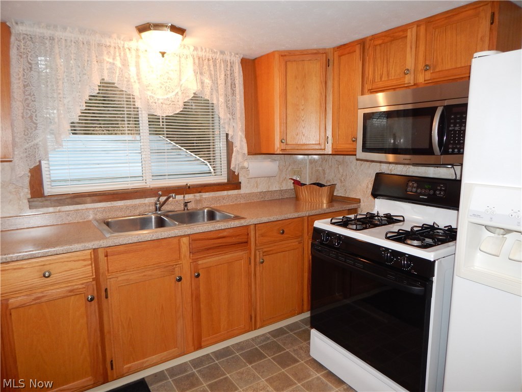 9367 Lodi Road Lodi, OH 44254 - Photo 11 of 23 Gallery Image 11