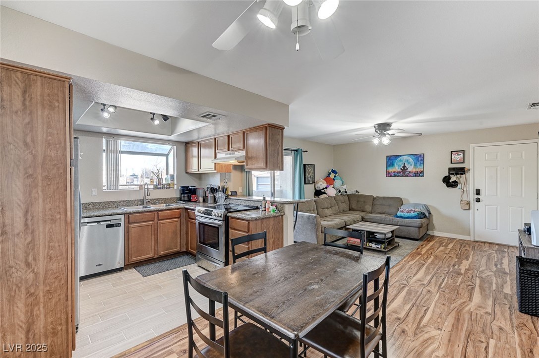 7300 West Pirates Cove Road, Unit 2013 Las Vegas, NV 89145 - Photo 9 of 40