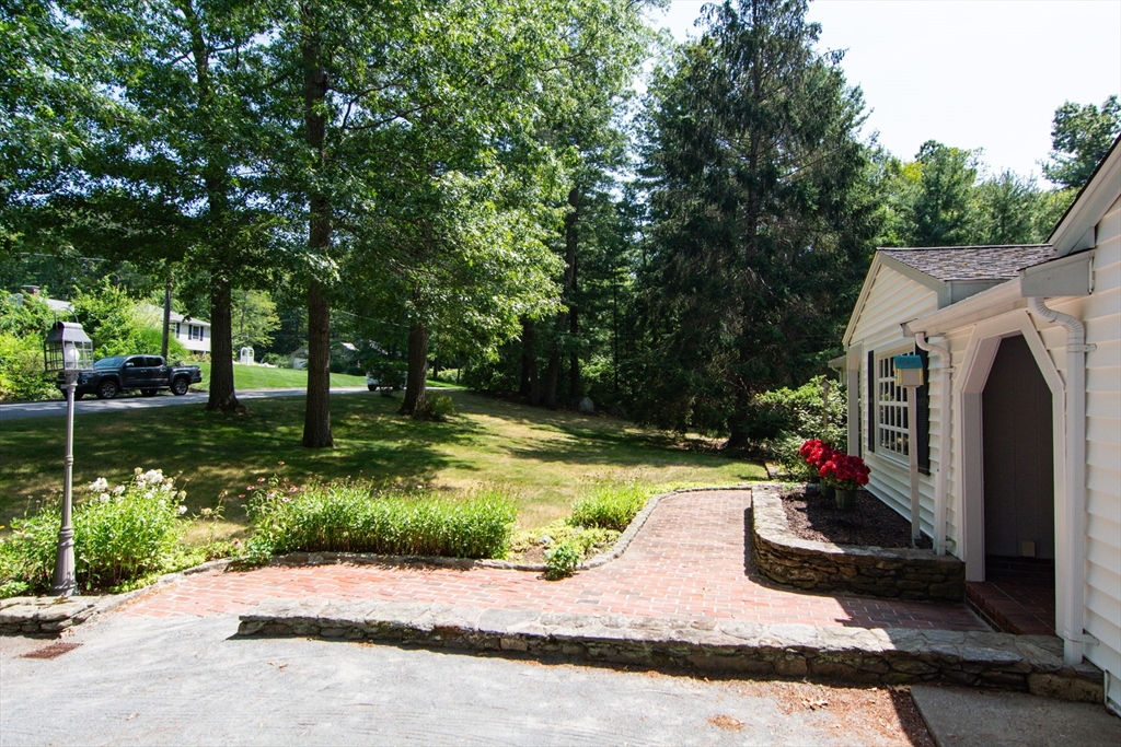 66 Hillcrest Road Hanson, MA 02341 - Photo 38 of 38 Gallery Image 38