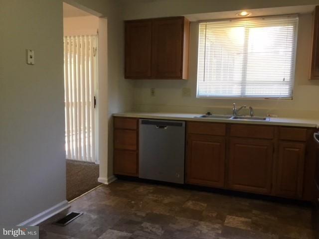 6394 Devonshire Lane Frederick, MD 21703 - Photo 5 of 30 an empty room with a window