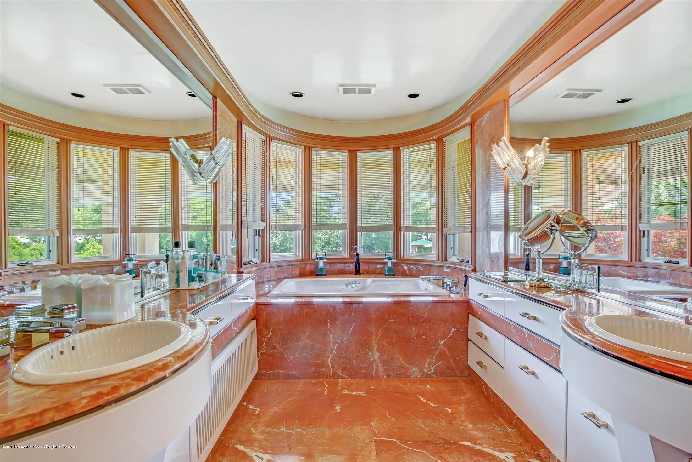 45 Runyan Avenue Deal, NJ 07723 - Photo 35 of 60 28-Master Bathroom