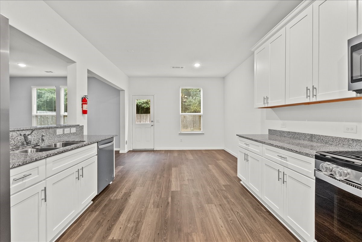 10243 Gates Ml Road Houston, TX 77034 - Photo 14 of 32 View of Kitchen and Dining Room