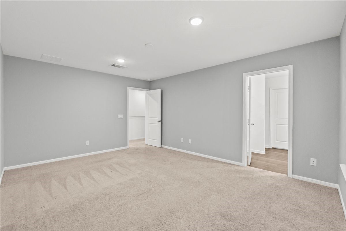 10243 Gates Ml Road Houston, TX 77034 - Photo 18 of 32 Another view of Primary Bedroom