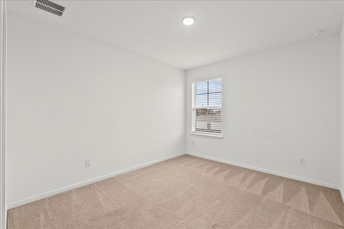 10243 Gates Ml Road Houston, TX 77034 - Photo 24 of 32 View of Secondary Bedroom