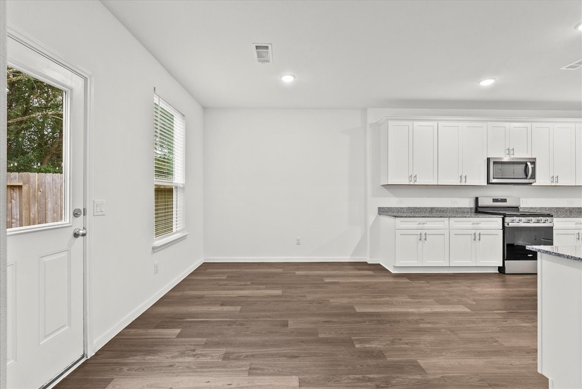 10243 Gates Ml Road Houston, TX 77034 - Photo 9 of 32 View of Dining Room