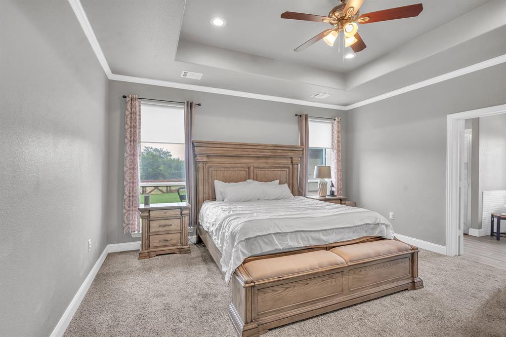 7609 Carter Ranch Road Azle, TX 76020 - Photo 21 of 38 Primary bedroom