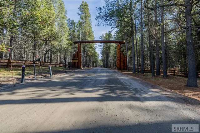 $140,000 | 1663 Shadow Run, Ashton, ID 83420