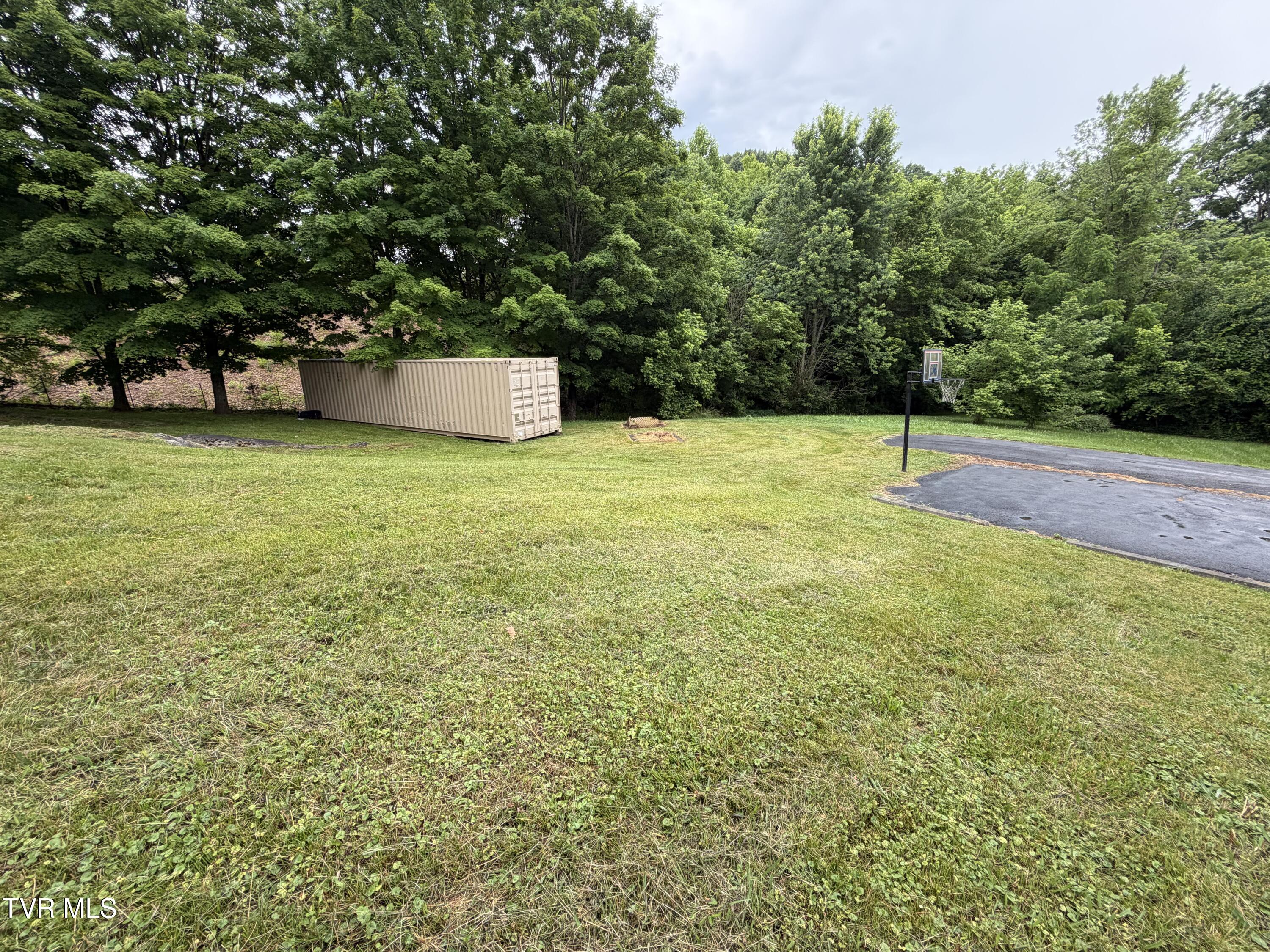 4606 Island Road Bristol, TN 37620 - Photo 24 of 25 IMG_7901