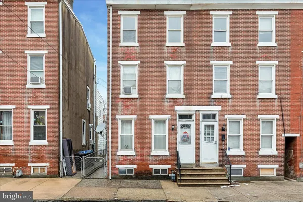 $180,000 | 651 Corson Street, Norristown, PA 19401