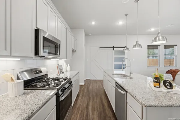 $475,001 | 9841 Mulhouse Drive, Schertz, TX 78154