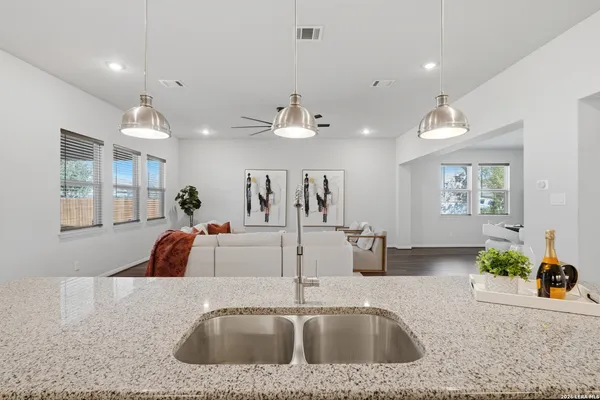 $475,001 | 9841 Mulhouse Drive, Schertz, TX 78154