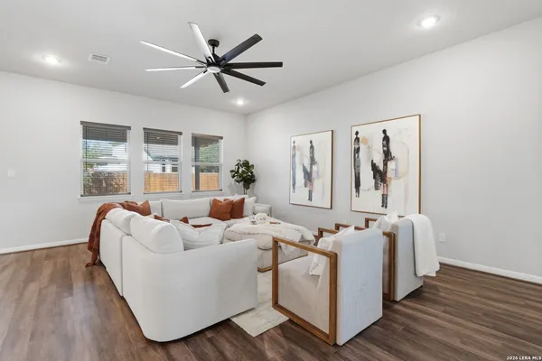 $475,001 | 9841 Mulhouse Drive, Schertz, TX 78154