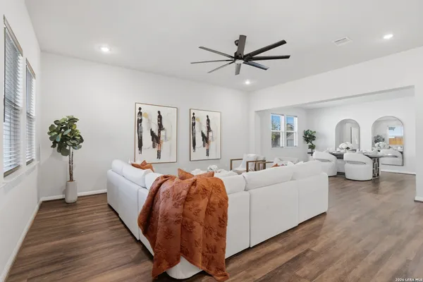 $475,001 | 9841 Mulhouse Drive, Schertz, TX 78154