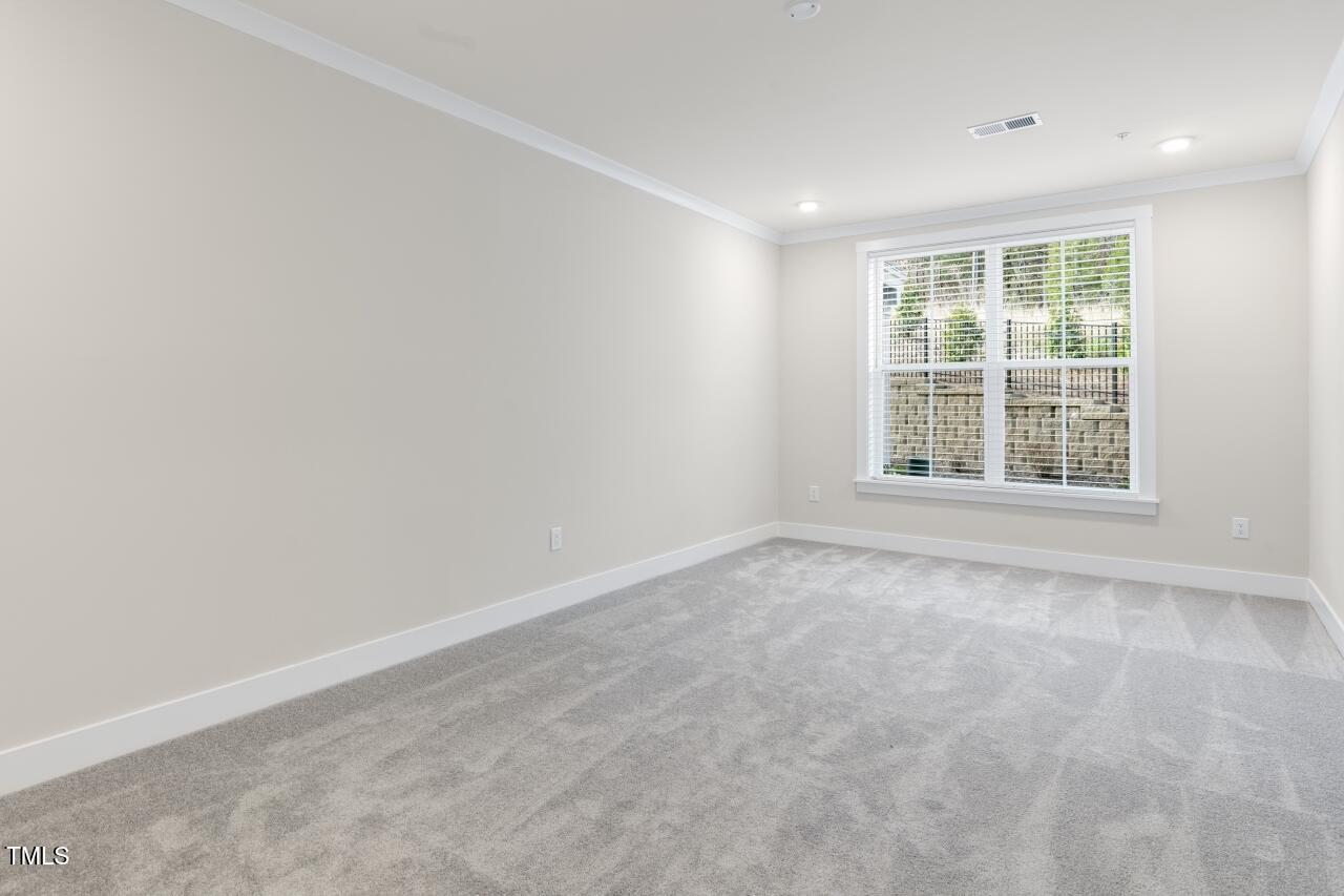 11549 Helmond Way, Unit 114 Raleigh, NC 27617 - Photo 20 of 40 Huge Bedroom!