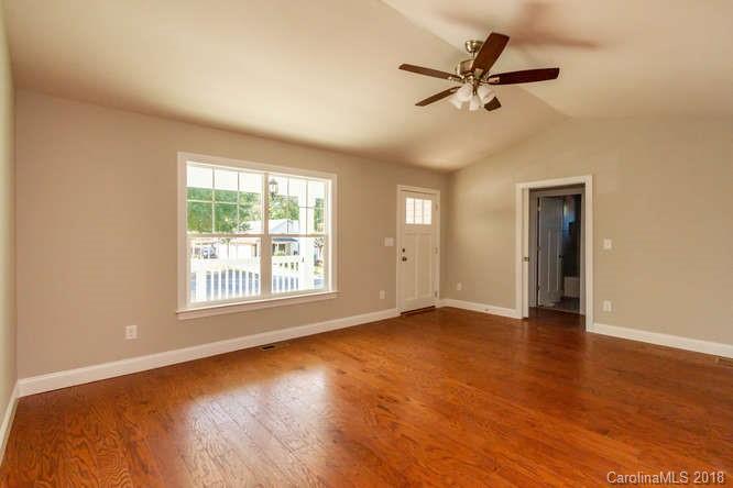 1016 Rodey Avenue Charlotte, NC 28206 - Photo 6 of 20 Gallery Image 6