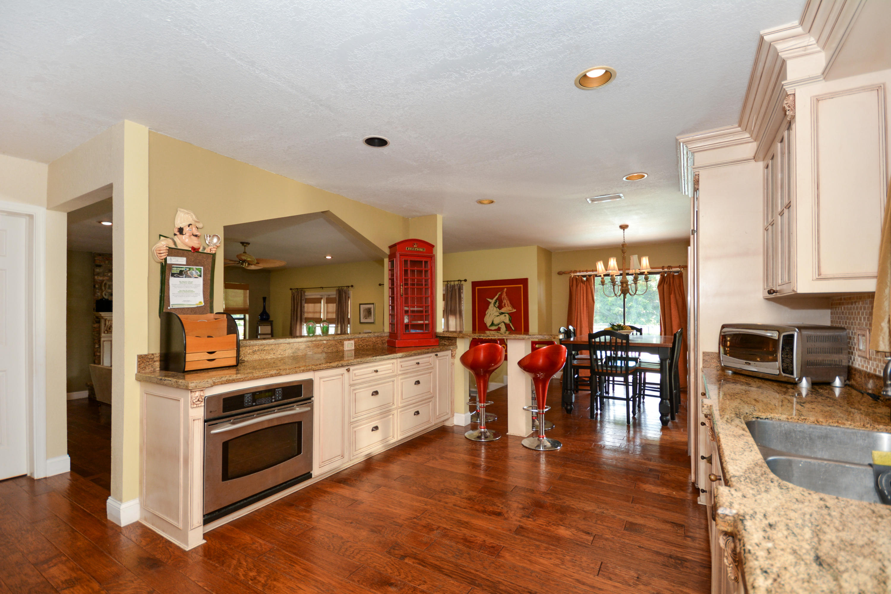 10505 Avenida Del Rio Delray Beach, FL 33446 - Photo 14 of 32 kitchen