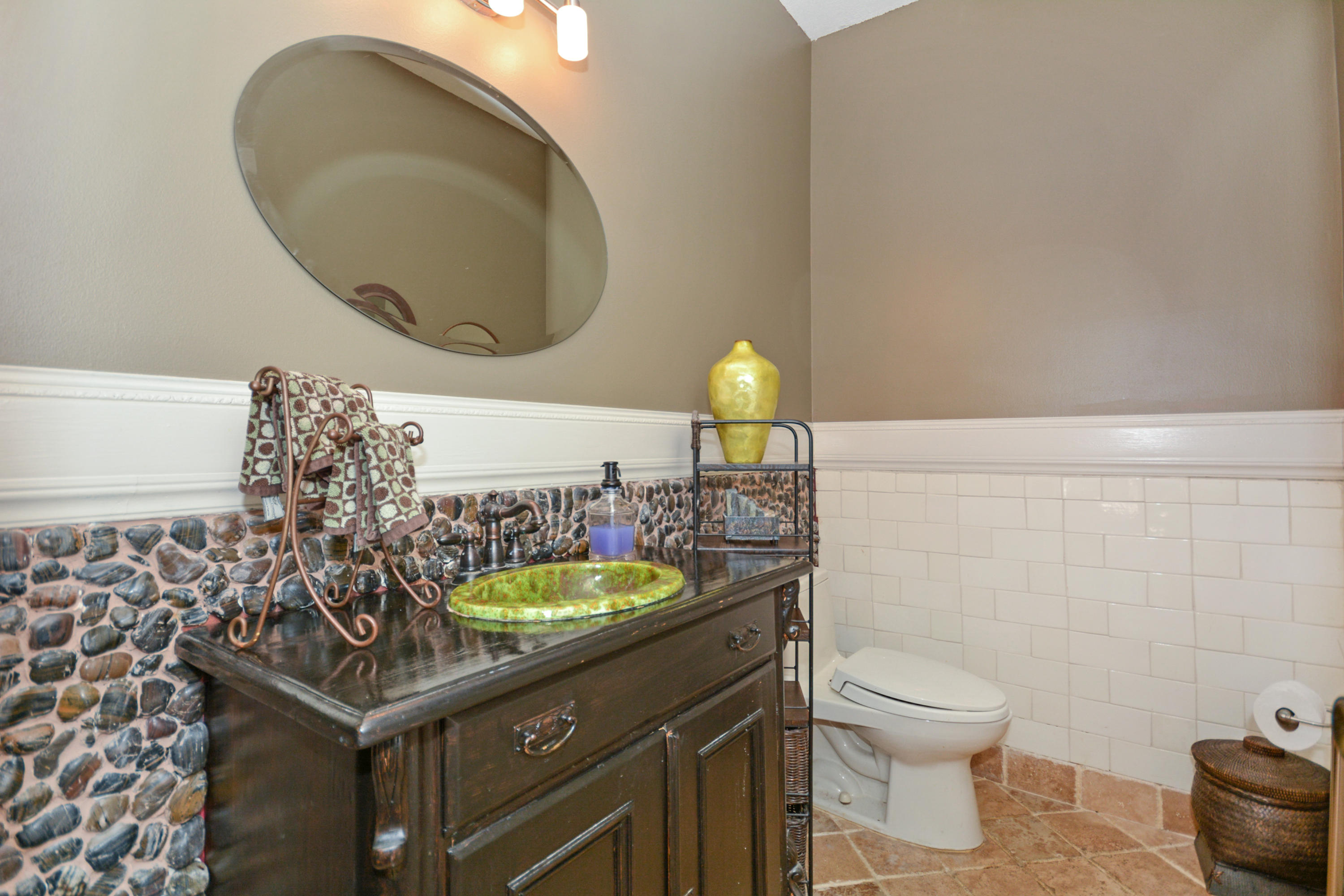 10505 Avenida Del Rio Delray Beach, FL 33446 - Photo 28 of 32 half bath