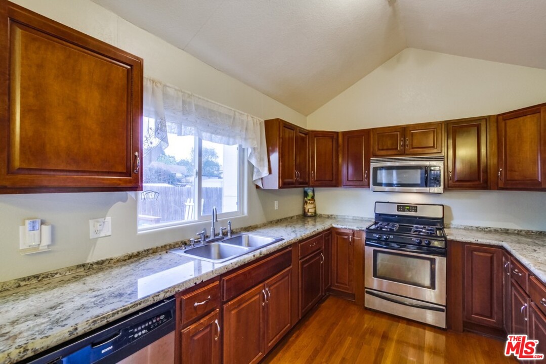8744 Tyler Street Spring Valley, CA 91977 - Photo 8 of 25 Gallery Image 8