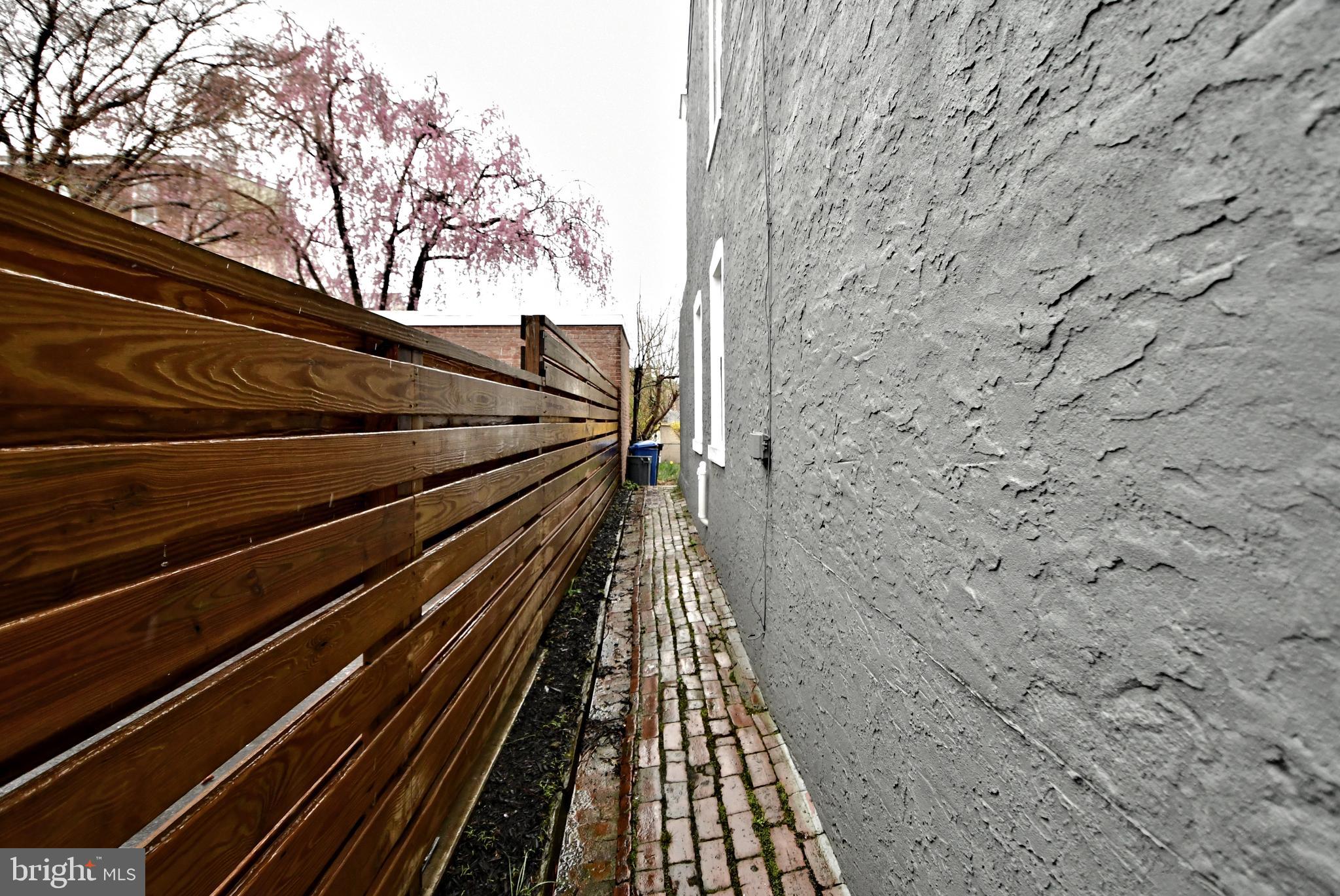 4653 Sheldon Street Philadelphia, PA 19127 - Photo 4 of 38 Gated and Private entrance to enclosed backyard