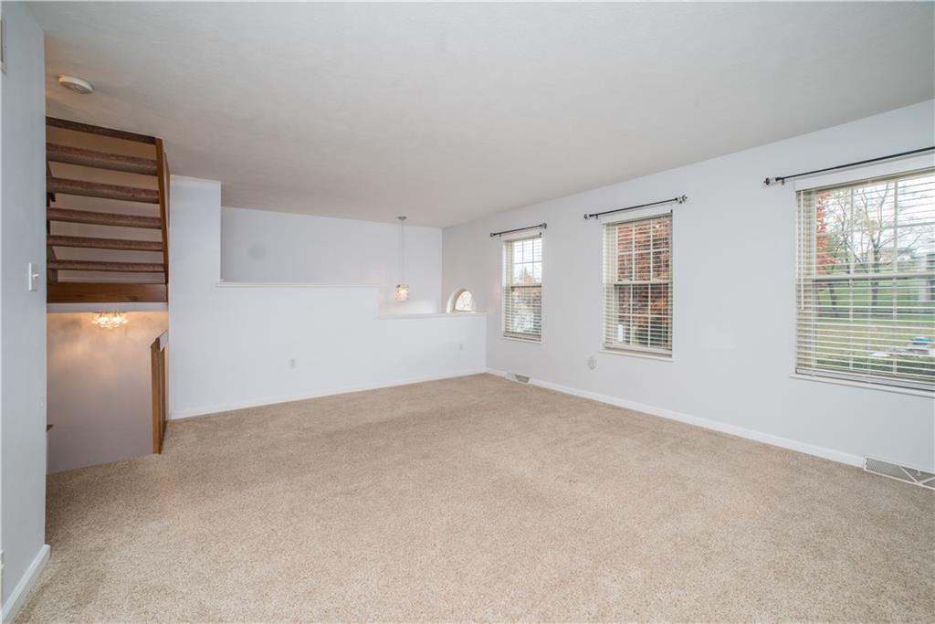216 Grace Street McKees Rocks, PA 15136 - Photo 3 of 25 Gallery Image 3