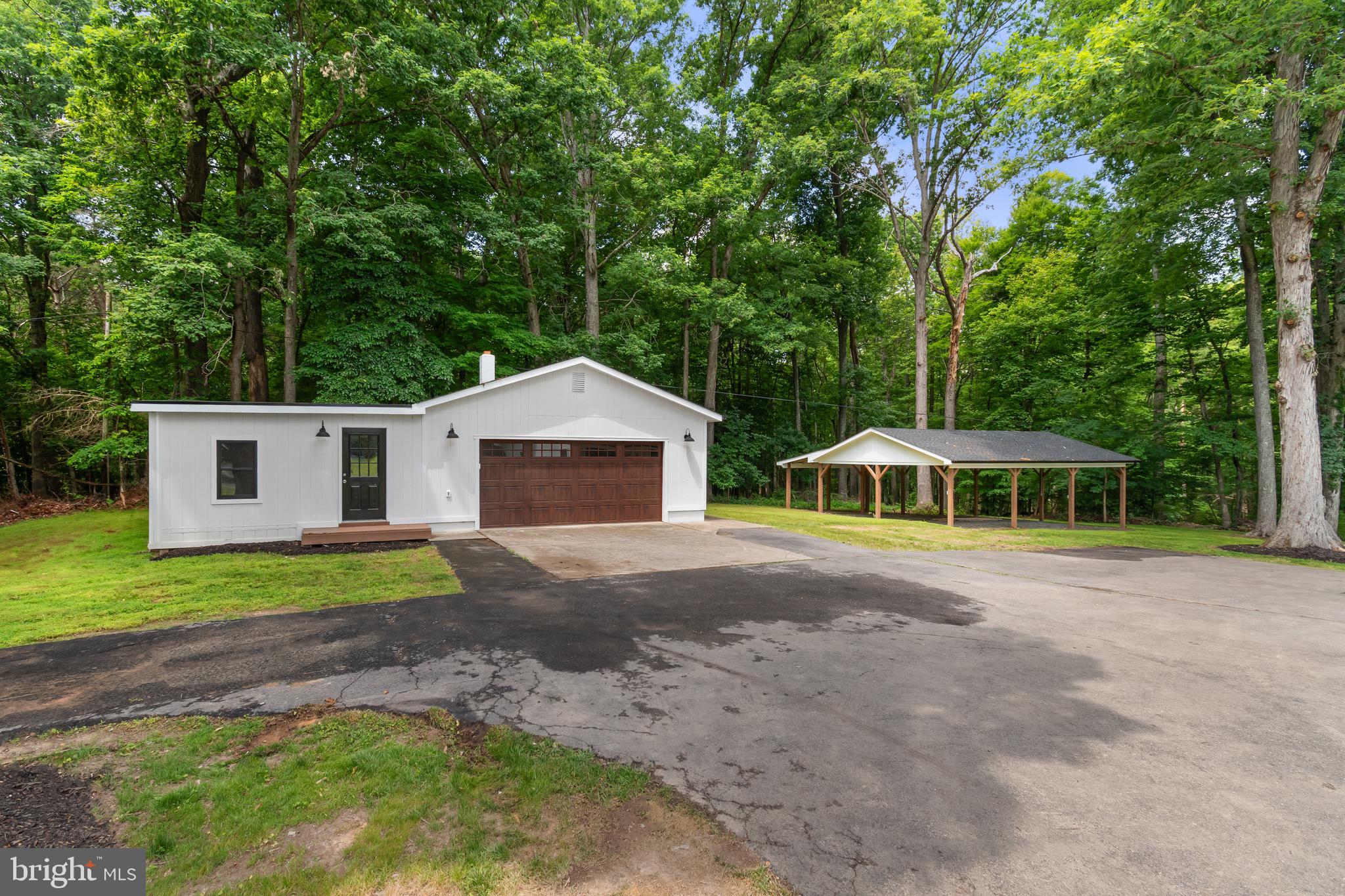12365 Henderson Road Clifton, VA 20124 - Photo 8 of 21