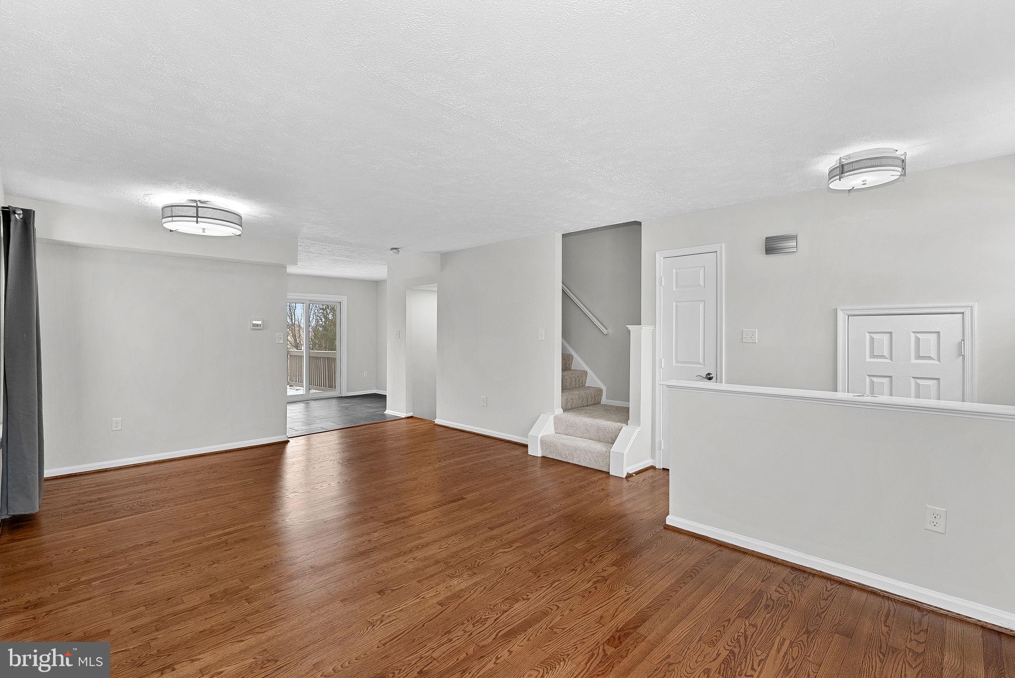 20718 Apollo Terrace Ashburn, VA 20147 - Photo 6 of 44 Extra Room for Work Space or Dining Area