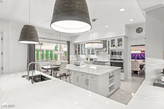 $1,345,000 | 5405 San Bellasera Court, Las Vegas, NV 89141