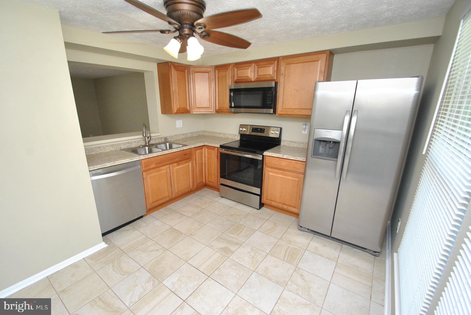 8512 Rhuddlan Road Baltimore, MD 21236 - Photo 4 of 26