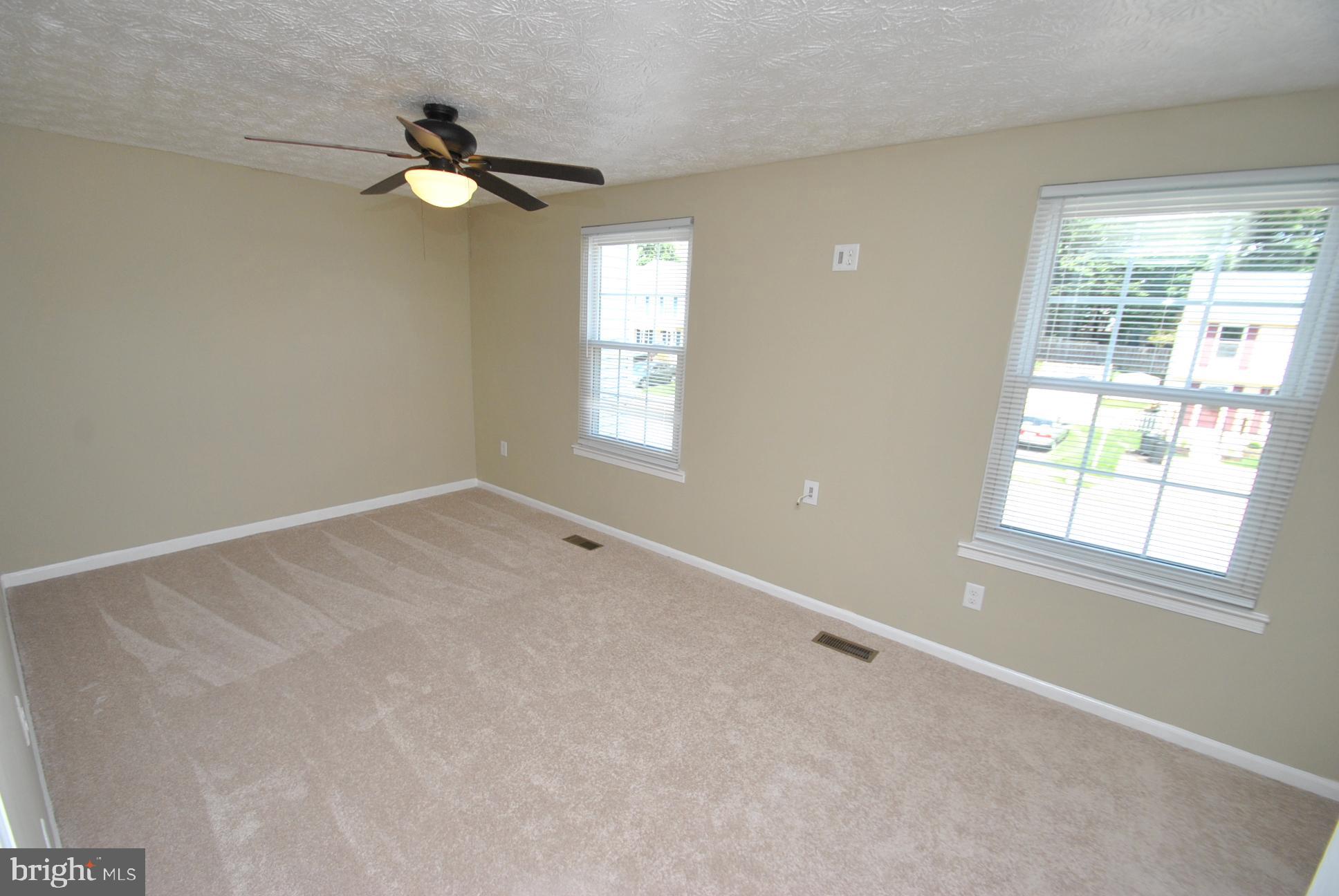 8512 Rhuddlan Road Baltimore, MD 21236 - Photo 9 of 26