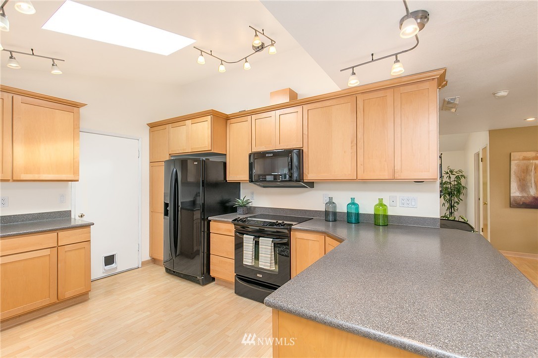 22711 2nd Place West Bothell, WA 98021 - Photo 20 of 25
