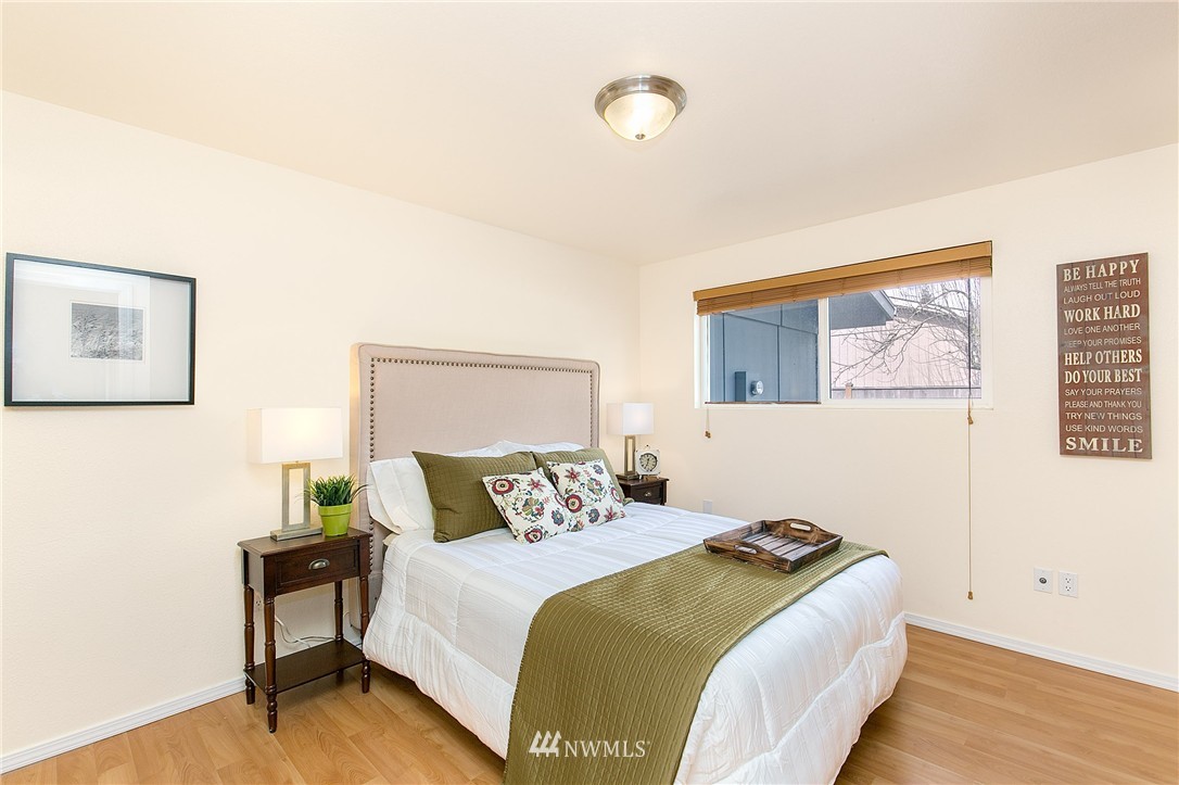 22711 2nd Place West Bothell, WA 98021 - Photo 3 of 25