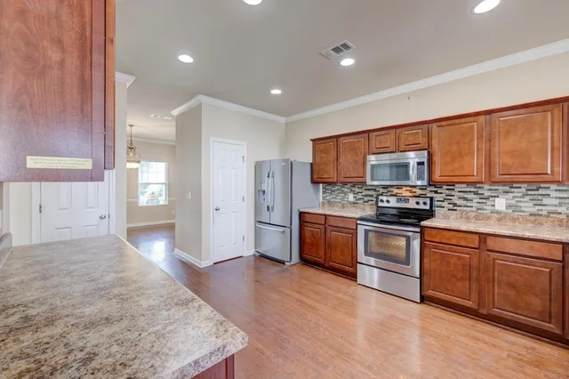 $2,450 | 654 Pemberton Drive, Lebanon, TN 37087