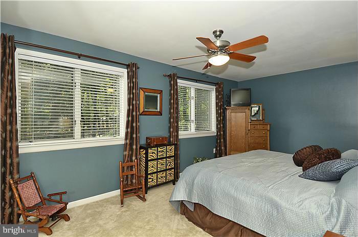 8811 Warfield Road Gaithersburg, MD 20882 - Photo 18 of 30 Bedroom (Master)