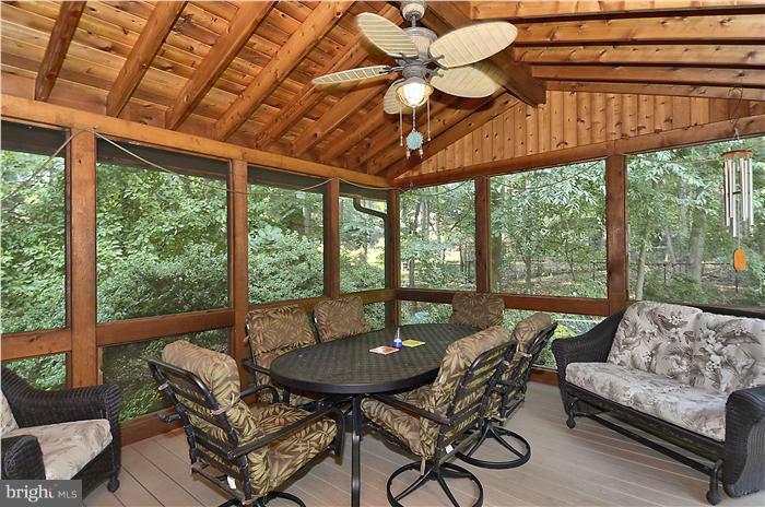 8811 Warfield Road Gaithersburg, MD 20882 - Photo 10 of 30 Screened-in Porch