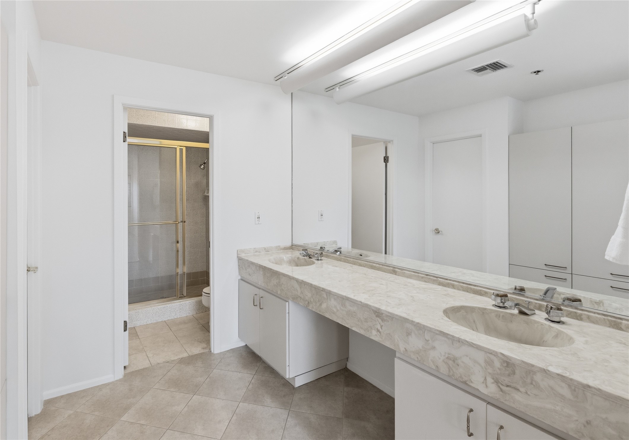 40 North Interstate Highway 35, Unit 7B1 Austin, TX 78701 - Photo 12 of 21 Marble vanity tops.