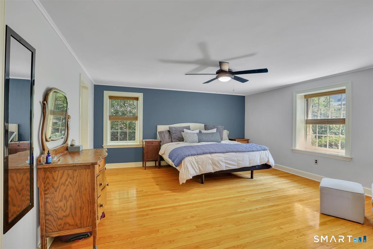 38 Knollwood Road North Haven, CT 06473 - Photo 16 of 28