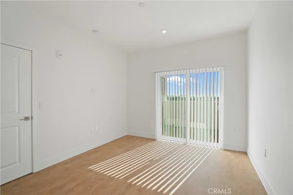 $2,665 | 8750 Sepulveda Boulevard, Unit 410, North Hills, CA 91343