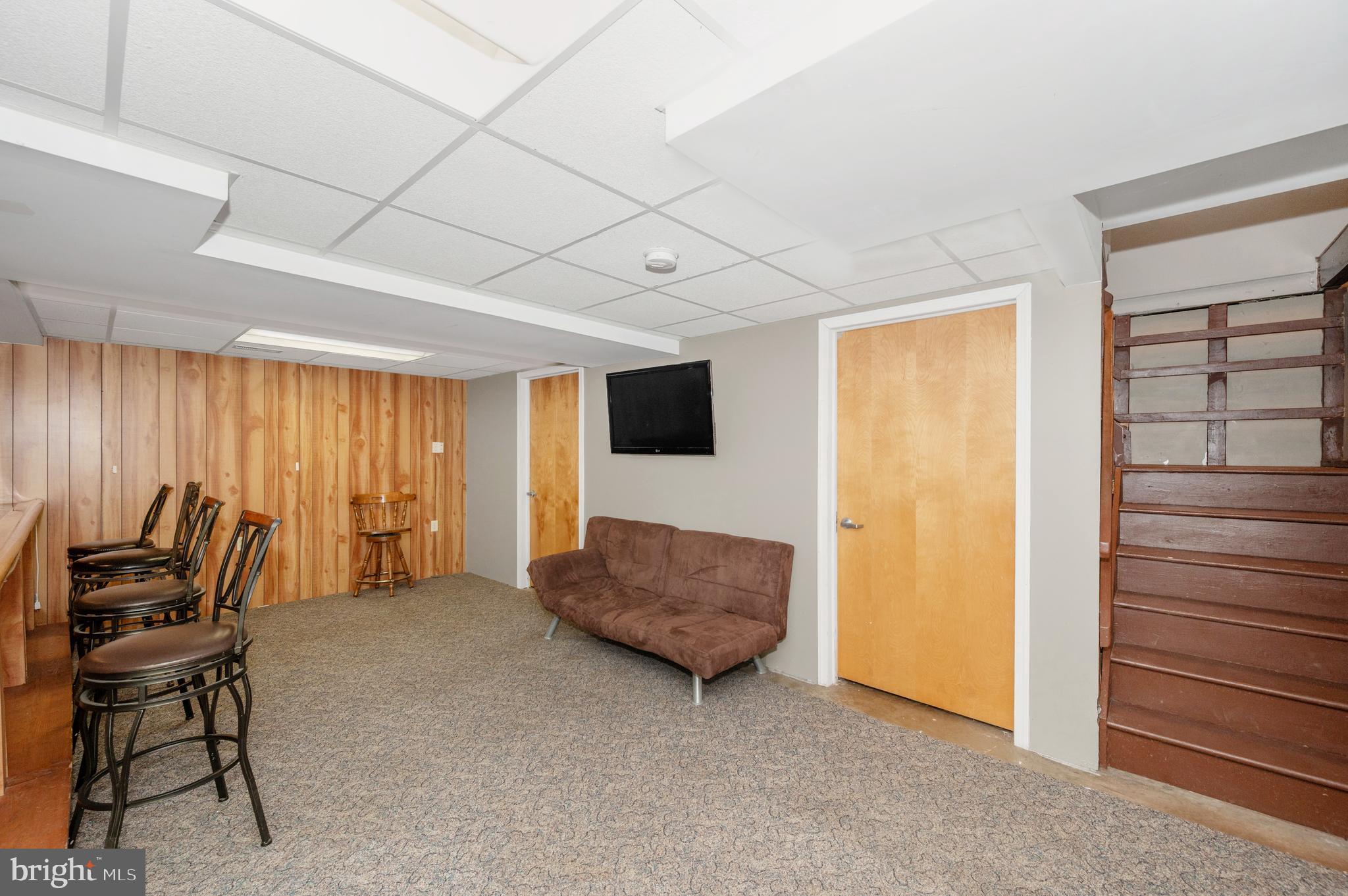 13411 Rabbit Run Terrace Union Bridge, MD 21791 - Photo 25 of 47 a living room with furniture and a window