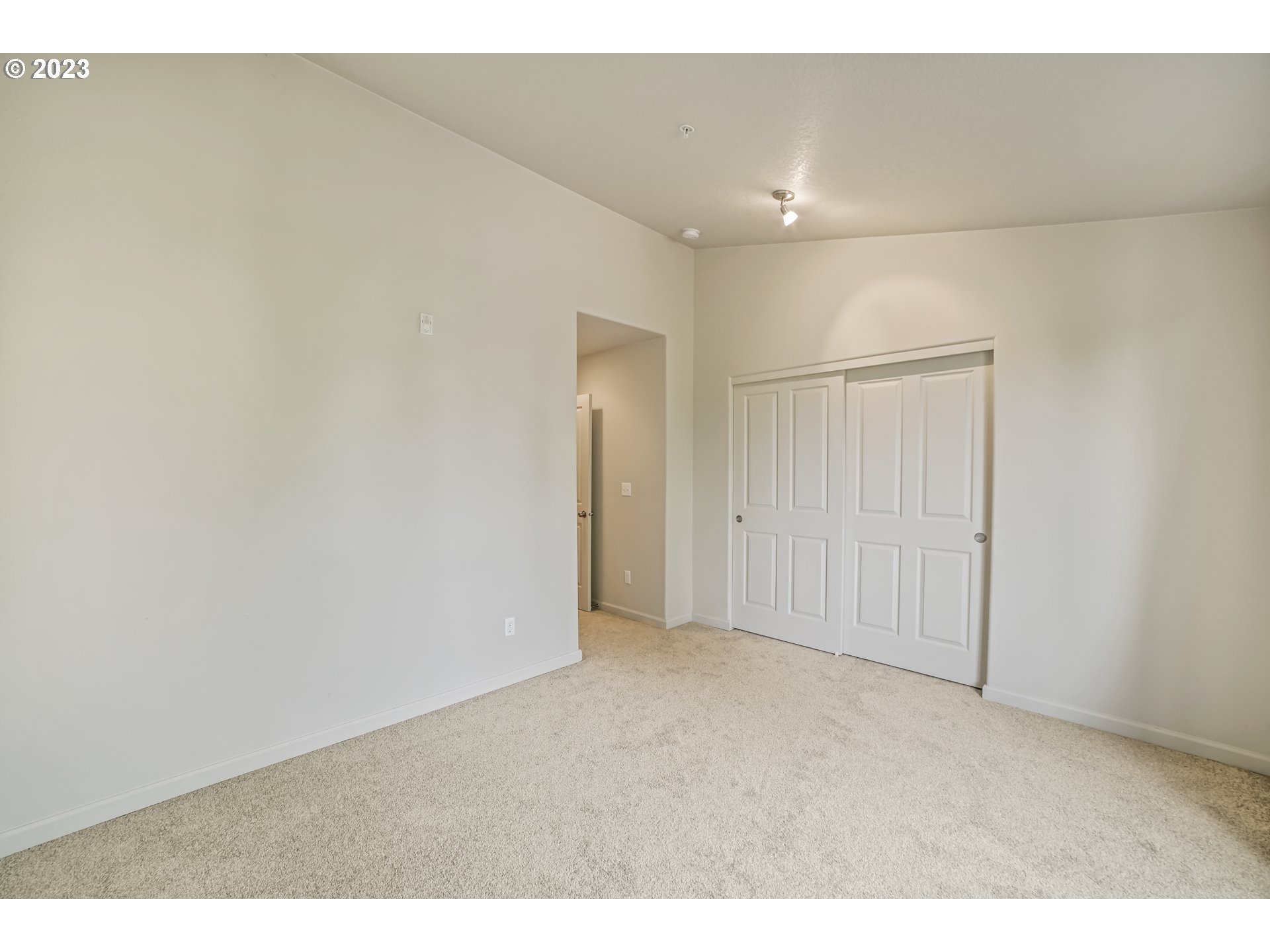 10595 Northeast Cedar Falls Loop Hillsboro, OR 97006 - Photo 20 of 27 a view of an empty room