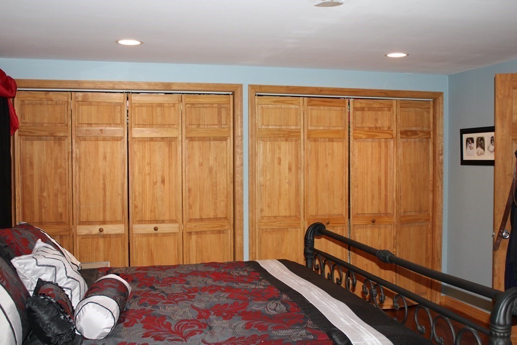 308 Rock Valley Road Holyoke, MA 01040 - Photo 16 of 22