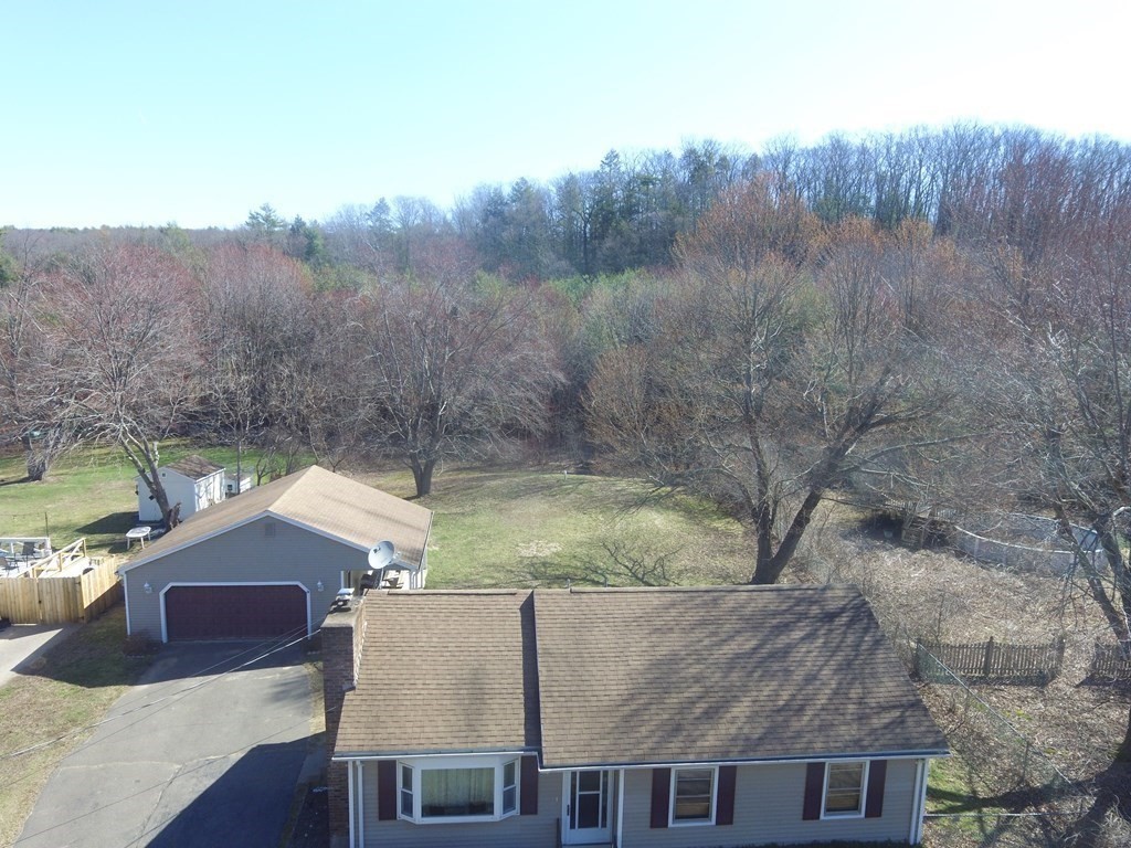 308 Rock Valley Road Holyoke, MA 01040 - Photo 3 of 22