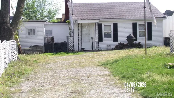 $55,000 | 8 East C Street, Belleville, IL 62220