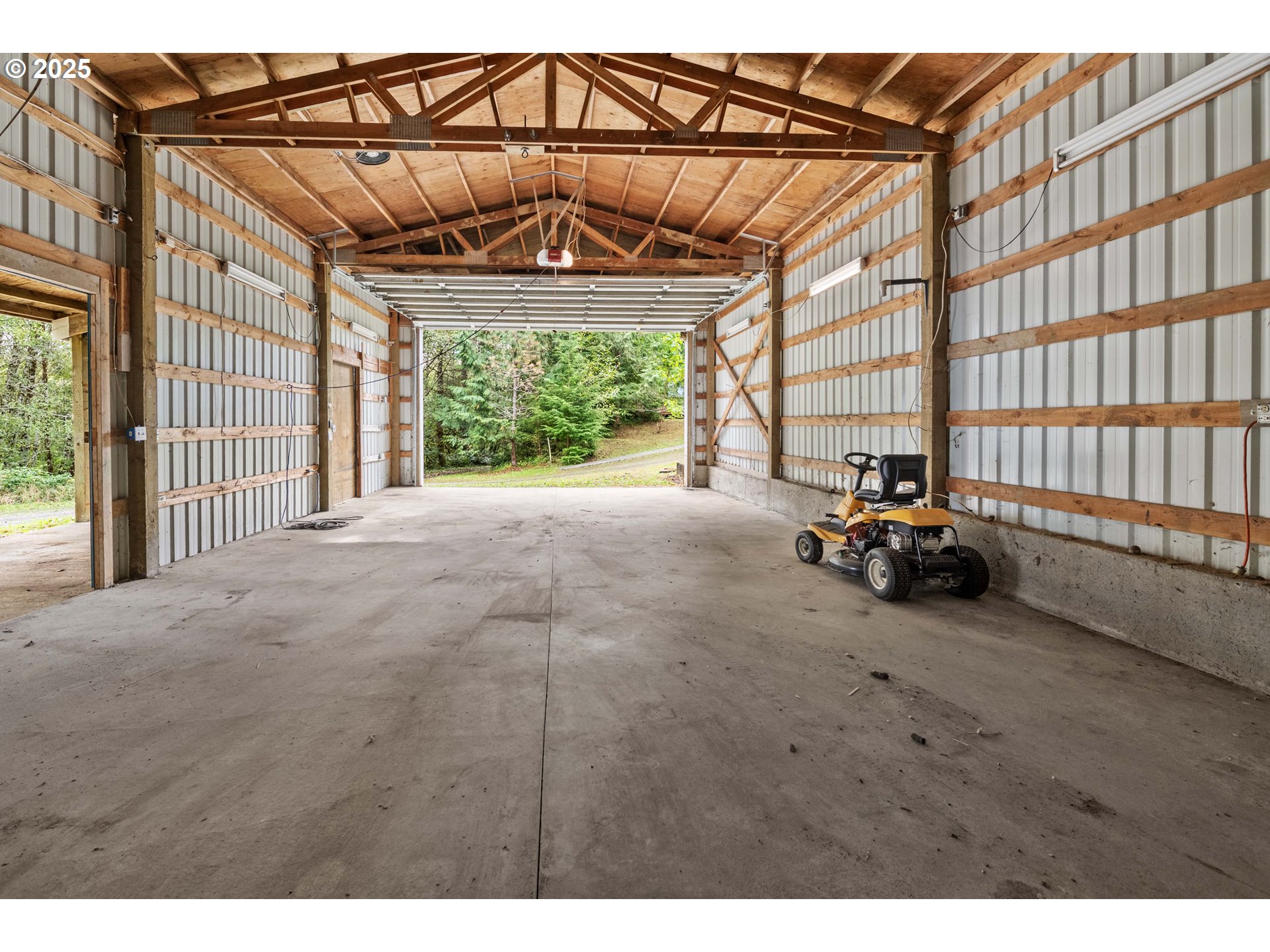 89022 Welch Road Astoria, OR 97103 - Photo 38 of 42 a view of a car park in front of a building